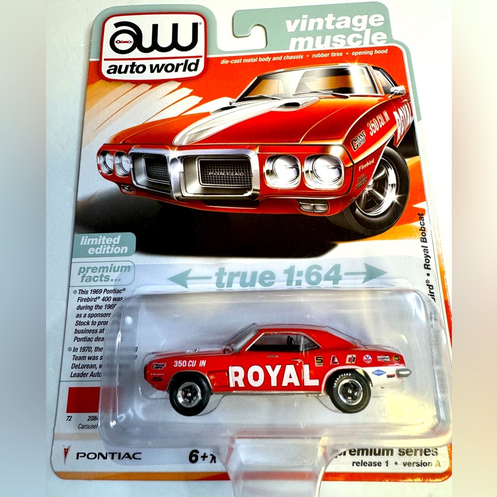 Auto World Vintage Muscle 1969 PONTIAC FIREBIRD ROYAL BOBCAT